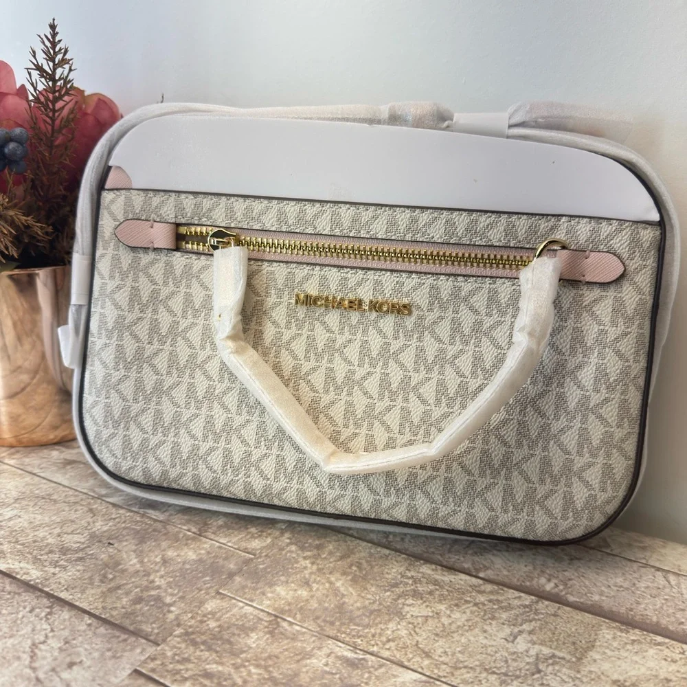NWT MICHAEL KORS OUTLET Jet Set Large Logo Crossbody Bag